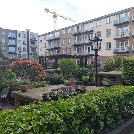 Lovely And Bright 1-bedroom In 1 Dublin