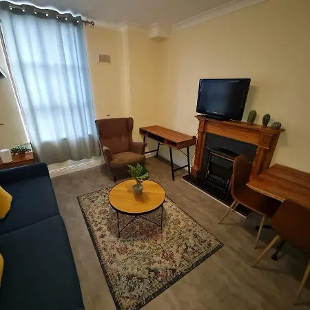 Lovely And Bright 1-bedroom In 1 Appartement